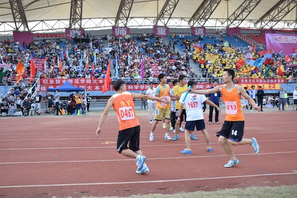 男子4x400交接棒.JPG